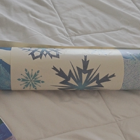 Disney Frozen Elsa Glitter Wall Decals - Picture 2 of 3